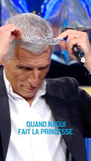 Nagui Instagram - Quand @naguiiiiiii fait la princesse. 
.
.
#noplp #nagui #france2