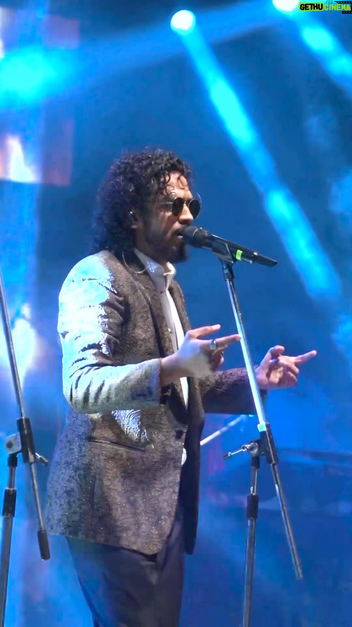 Nakash Aziz - 736 Likes - Tick tick boom💥
#NakashAziz #NakashLive