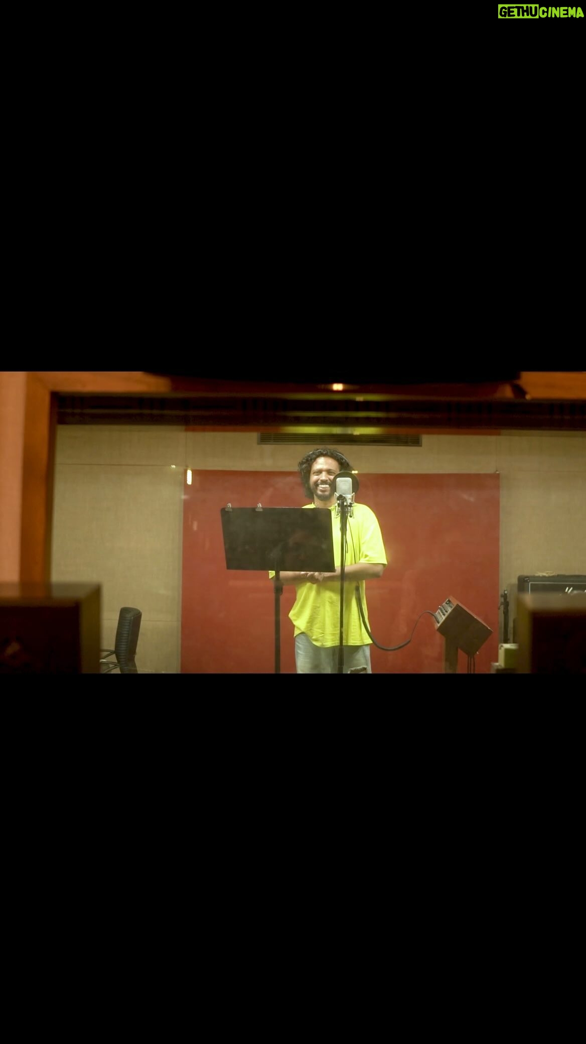 Nakash Aziz - 736 Likes - Recordings be like....🎙️🎧
