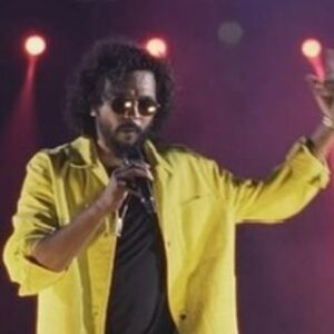 Nakash Aziz Instagram - Making People Groove on the beat 🎶

#nakashaziz #nakashazizlive