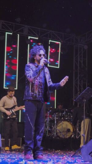 Nakash Aziz Instagram - Where do you wanna see me perform next? 👀

#NakashAziz #NakashLive