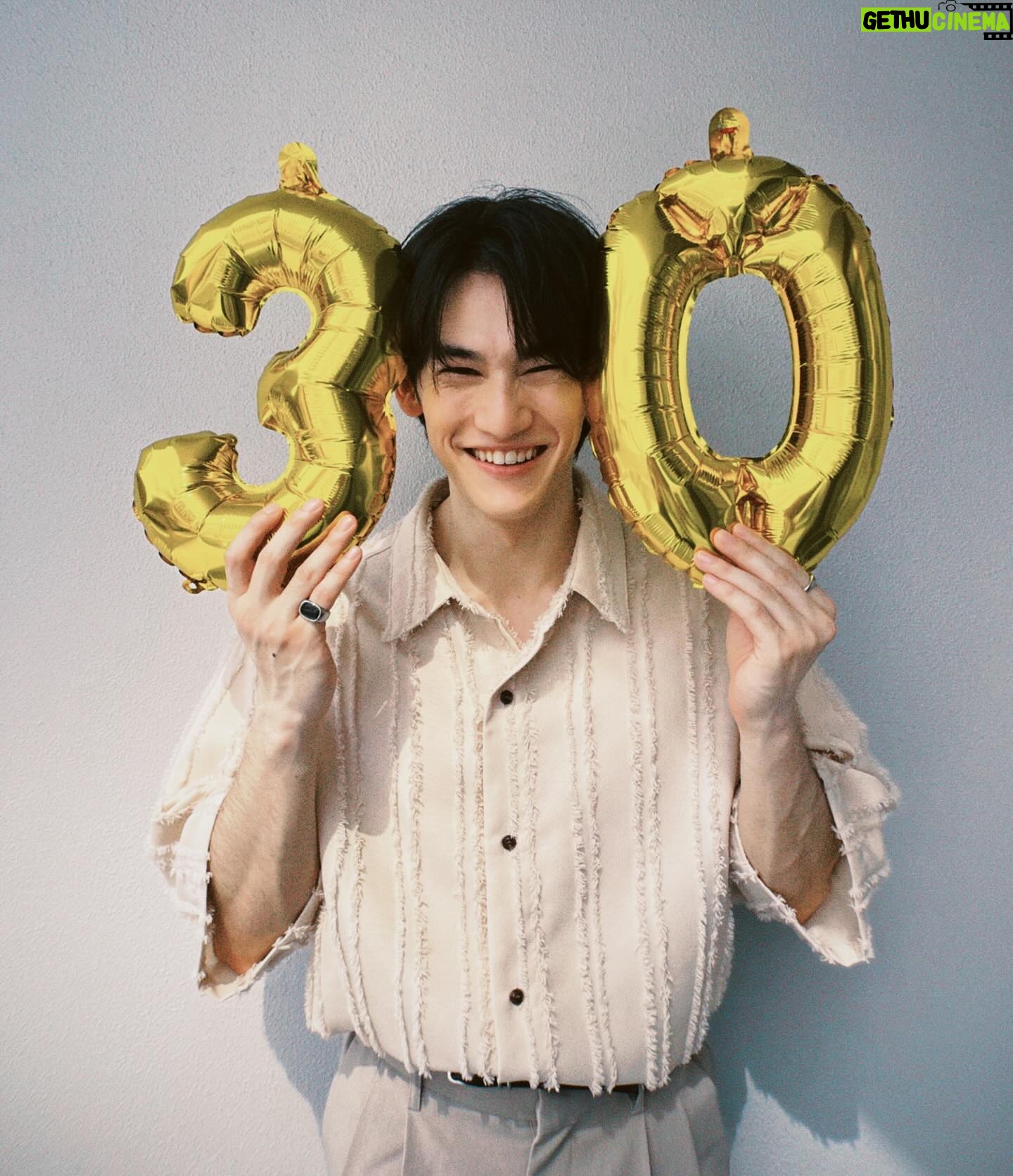 Nakhun Screaigh - 117.2K Likes - 30 years old.
Thank you to my family, friends and fans for coming with me on this journey and making it a special day ā„ļø
Honestly, itās kind of a weird feeling. I feel like life is just beginning. Looking forward to what the future has in store. Iāll keep working hard to spread positive vibes and be someone who can bring you some comfort and good times when you need it š