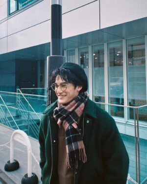 Nakhun Screaigh Instagram - winter is my favourite season ❄️🧤
