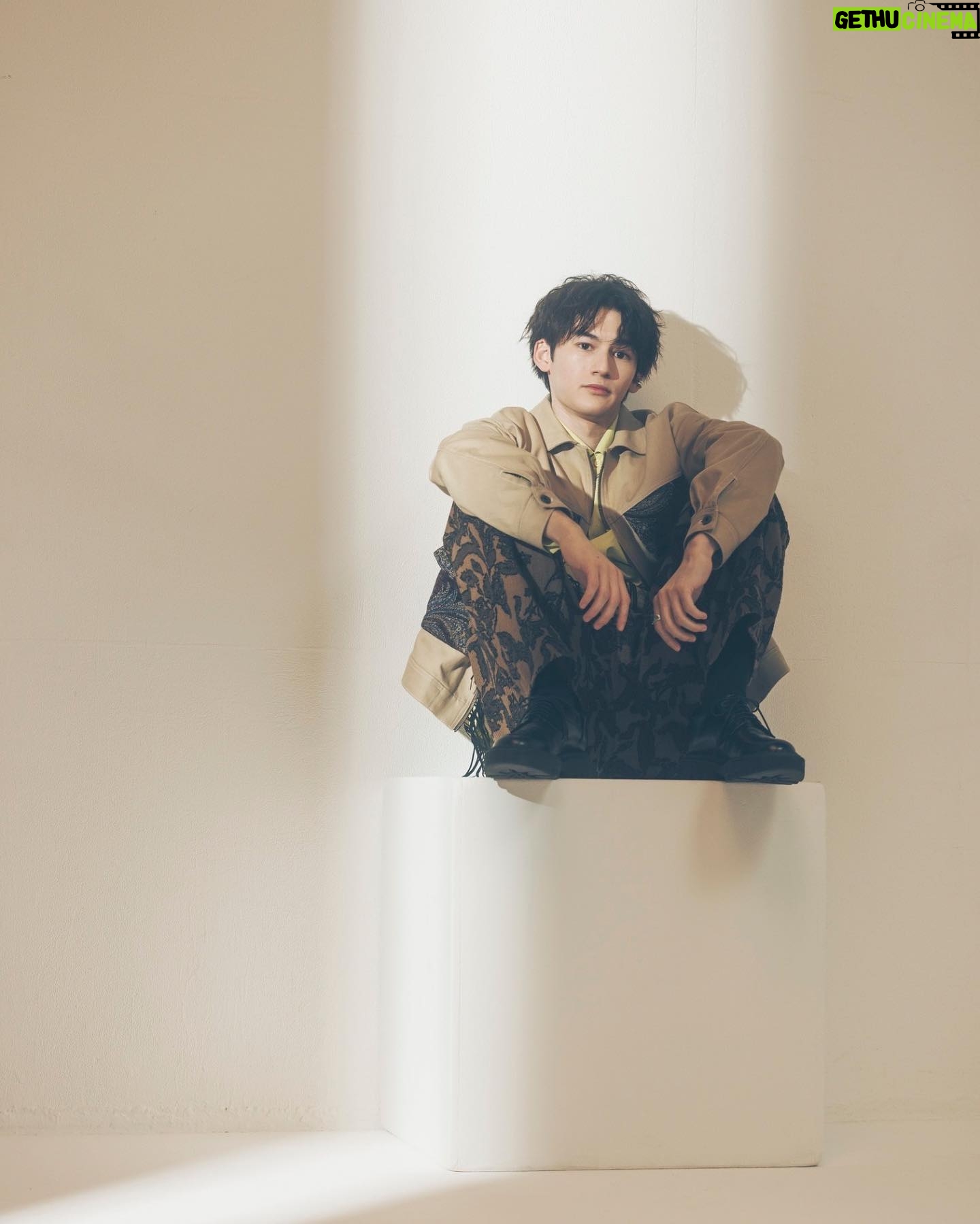 Nakhun Screaigh - 33.7K Likes - the nice thing about photoshoots is seeing different versions of yourself