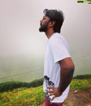 Nakkalites Arun Kumar Instagram - போற போக்குல … 🖤
#travel #nature #humbleyourself #peace #family