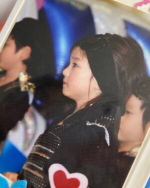 Nam Da-reum Instagram - ♥️
혼자 보기 아깝다며
다솜이가 보내온 
다름이 데뷔 전🤭 사진...

#7살다름#아이림1회졸업생
#22사단#D-18#병장남다름
#꽃보다남자#윤지후#남다름