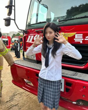 Nam Kyu-hee Instagram - 꼬질꼬질 .. #히어로는아닙니다만