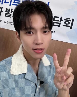 Nam Woo-hyun Instagram - #인피니트 #14주년 #14주년결혼기념일 #남우현