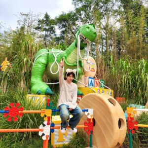 Nam Woo-hyun Instagram - @hkdisneyland #hkdisneyland