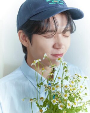 Nam Woo-hyun Instagram - #infinite #flower #woohyun