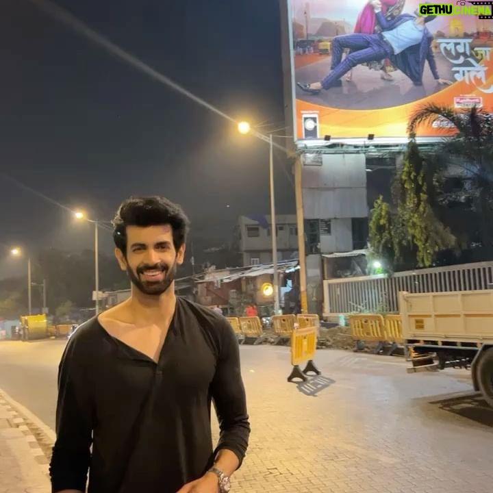 Namik Paul - 24.2K Likes - Its-A-Me!! This will never not be exciting to me, so I had to go hunt at least one hoarding down after pack up. A tired brain resulted in me pointing at everything except our poster, and some…interesting faces. Some of which I present here.
Lag Ja Gale launches today, which means I’ll be seeing all of you at 6:30 pm EVERY day, on @zeetv . I am so excited for you guys to see it, and I hope you enjoy it as much as I’ve enjoyed being a part of creating it ❤️ 🧿
Thank you to @sandiipsikcand @solproductions_ and @zeetv for the opportunity. Let us know what you think, we’ll be here allll week 🤓