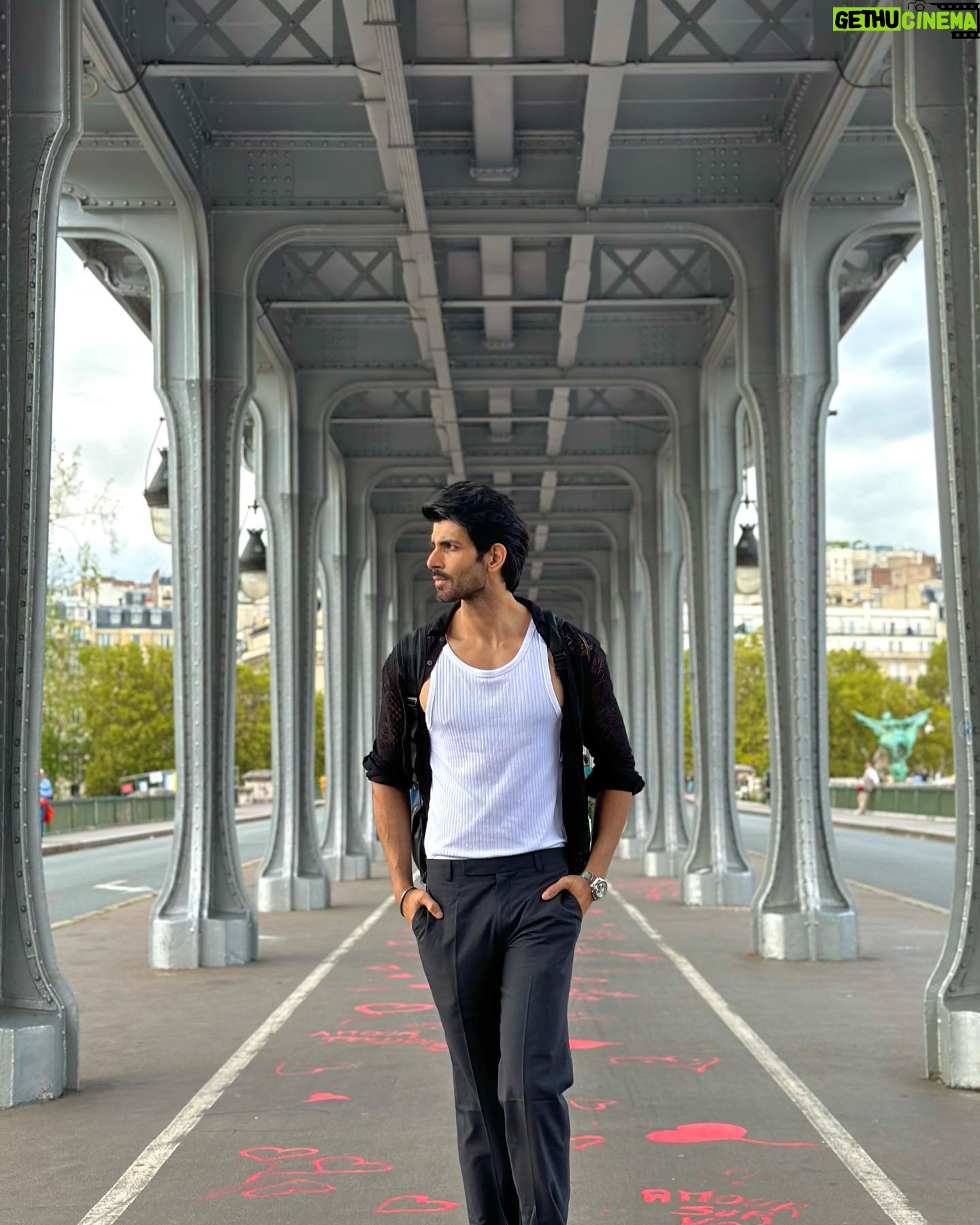Namik Paul - 15.2K Likes - I don’t know about love, but Eiffel for Paris 🤓😜 Travel plus next to no phone network has been a wonderful break of routine. Only downside, I missed thanking a lot of you personally last week. So before I start running around again, I just want to thank each and every one of you for your wonderful wishes ❤️🤗 And I’ve got a lot more to show you, so stay tuned 🙏🏼