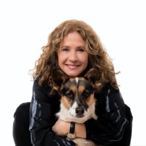 Nancy Travis Instagram - Some photos with my girl, Josie by @charlienunnphotography to benefit @wagsandwalks and @wagmorpets #adoptdontshop #fixyourpetsplease