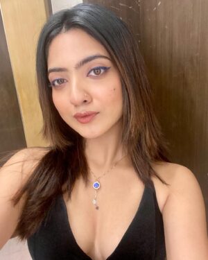 Nandana Varma Instagram - Just me 🖤