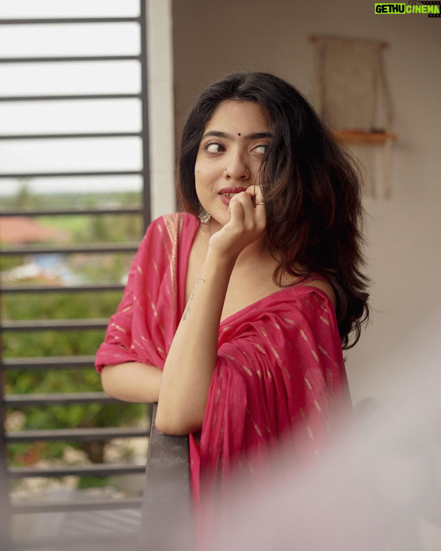 Nandana Varma - 49K Likes - πΈ : @merin__georg