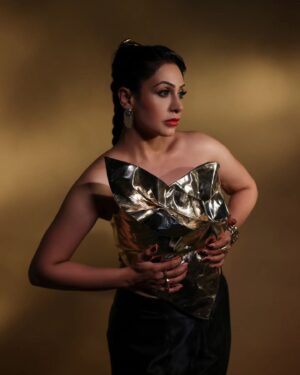 Nandini Rai Instagram - Stay wild......

#weekend #fashionweek #gold #nandinirai #goodvibes