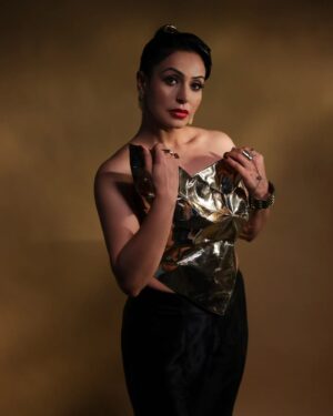 Nandini Rai Instagram - Stay wild......

#weekend #fashionweek #gold #nandinirai #goodvibes