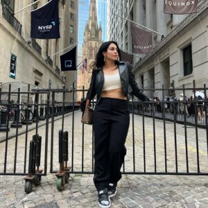 Nandini Rai Instagram - On the streets on #newyork !

#vacay #streetstyle #photoshoot #wallstreet #nyc 🩷