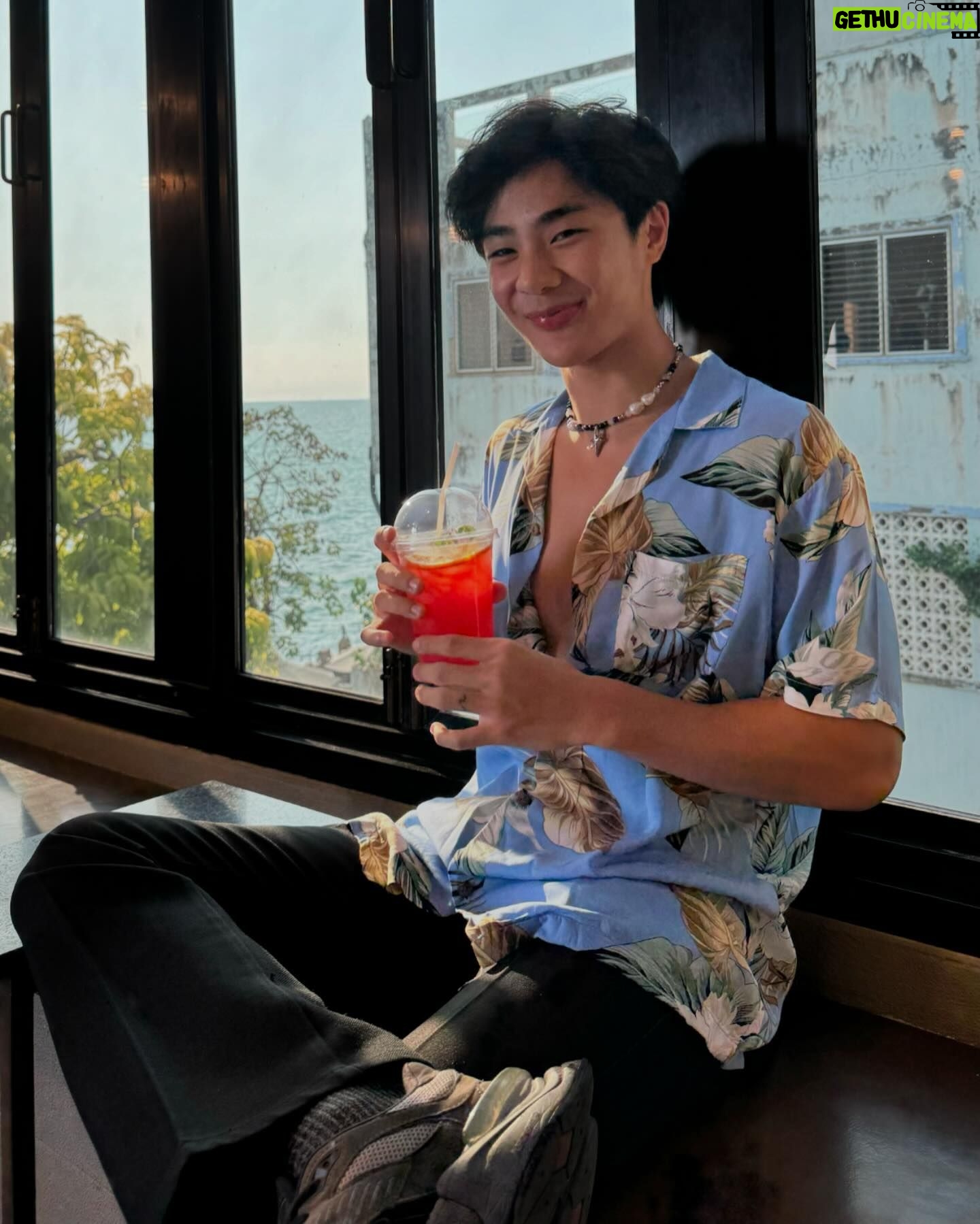 Nannakun Pakapatpornpob - 195K Likes - แดดร้อนจัง เฮ้ยอะไรอะ หูวว ว้าวววว