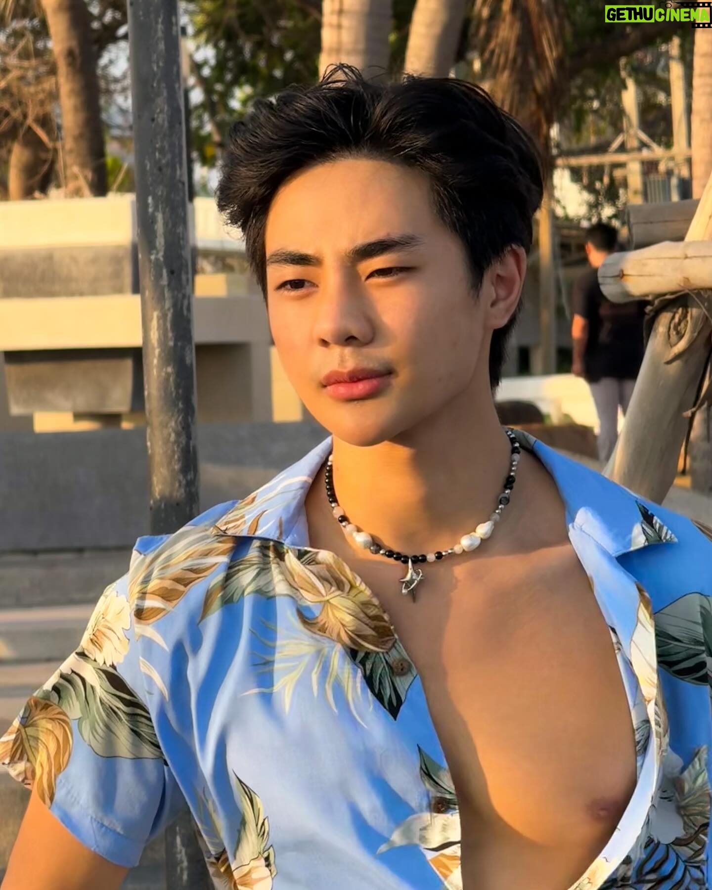 Nannakun Pakapatpornpob - 122.1K Likes - นมเย็นมั้ยครับ อากาศร้อนๆ