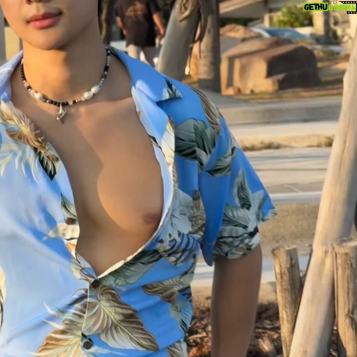 Nannakun Pakapatpornpob - 122.1K Likes - นมเย็นมั้ยครับ อากาศร้อนๆ