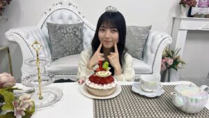 Nao Osato Instagram - 本日1月2日で16歳になりました🎉
周りの人に感謝する気持ちを忘れずに、
これからも頑張っていきます💖
お祝いのメッセージもたくさん届いてて
ありがとうございます♪

#誕生日#16歳 #大里菜桜