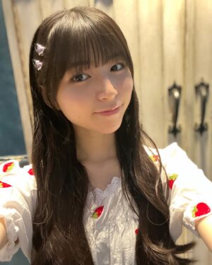 Nao Osato Instagram - 今日前髪と横の髪少し切ってきた✂️
スッキリした😊✨
久々の投稿になっちゃったけど元気です
もうすぐまたテストだから更新鈍めですがちょこちょこ登場します！

おやすみなさーい

#ヘアカット#前髪#スッキリ#大里菜桜#更新鈍め#パタパタ