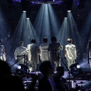 Naoki Kobayashi Instagram - LAST DAY🌹 #STARS
2月から始まったJSB3ツアー全32公演。
無事ファイナルを迎えることが出来ました❗️
こうして満員の会場で、ひとりひとりの笑顔が見えるライブが出来て、改めて、本当に皆さんに支えられていることを感じました！最高に楽しかったです🔥

さてさて今年も残すところ3ヶ月ですが、まだまだ…ありますね？😏更に盛り上がる準備は、出来てますか⁉️🔥
#JSBLAND