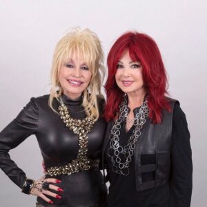 Naomi Judd Instagram - #FBF to rehearsals last week for the @_kennyrogers Farewell Concert Celebration with the lovely and talented @dollyparton
