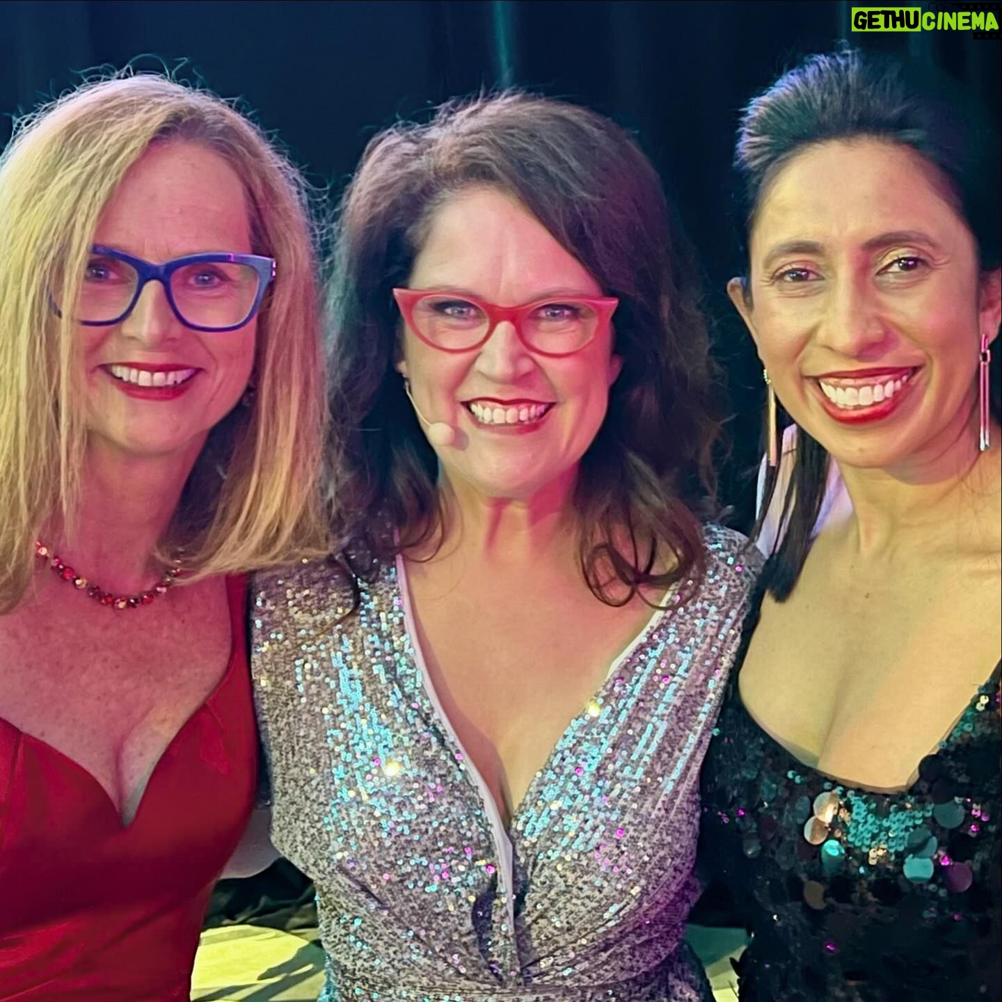 Naomi Simson - 86 Likes - Great night celebrating all things #entrepreneurship at #eoyaustralia #entrepreneur #awards