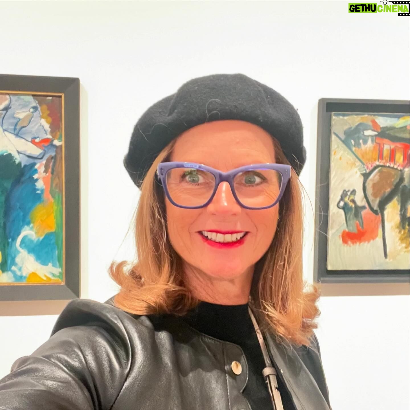 Naomi Simson - 64 Likes - London looking wonderful. #tate #harrods #soho 😎