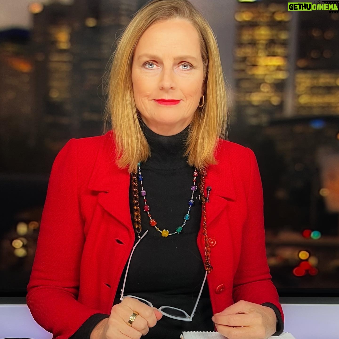 Naomi Simson - 91 Likes - Glasses on or off? For #thedrum tonight? @abctv 🤓