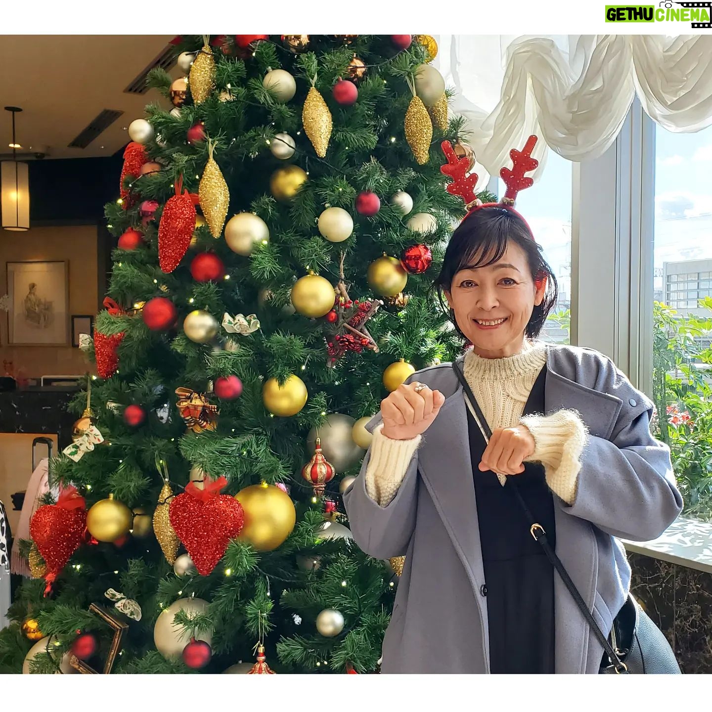 Naomi Zaizen - 2.5K Likes - 🍙
Merry Christmas✨🎄🔔✨
皆さんに幸せが訪れますように✨
🍙
イベント🐟️への応募も最終ですよ~!
🍙
#Merry Christmas #✨🎄🔔✨ #🦌 #財前直見 #🍙