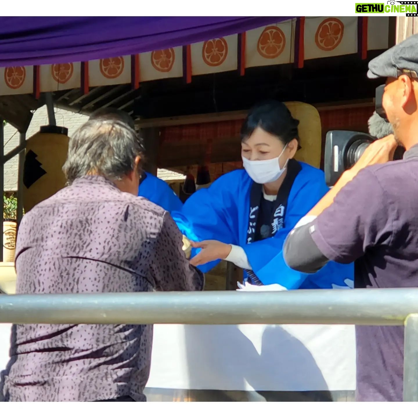 Naomi Zaizen - 2.6K Likes - 🍙
今年も杵築の白鬚田原神社でどぶろく祭りやってます🤗
お祭りは今日まで‼️
今回は、私たちもどぶろくを作るお手伝いしたので、より美味しく出来ていました❗
🍙
どぶろくも発酵💡
来月の11/25、26に岐阜県恵那市で「全国発酵食品サミットinえな」が開催されます
26日(日)10:30からのトークショーに参加させていただきます🤗
観覧は無料なのですが、事前ち申し込みが必要なので、是非チェックしてください!
🍙
#大分 #杵築 #白鬚田原神社 #どぶろく祭り #手作り #美味しい😋 #発酵 #岐阜 #恵那 #全国発酵食品サミットinえな #トークショー #小泉武夫 先生 #財前直見 #🍙