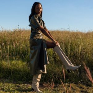 Naomy Instagram - FOR @flanellemagazine 🍂🌾
MUA : @_roze_glow 
STYLIST : @farahbenosman 
PHOTOGRAPH : @meganebrunette_photo