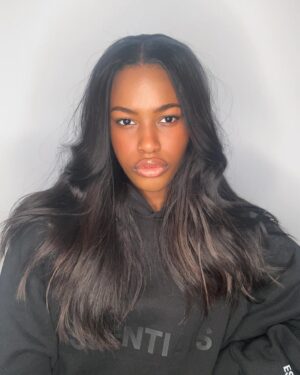 Naomy Instagram - bad hair day but still serving face
