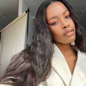 Naomy Instagram - behind the scene ... literally 
MUA : @shannie.makeup