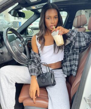 Naomy Instagram - I don’t even like bubble teas