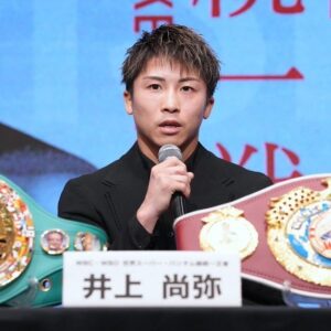 Naoya Inoue Instagram - 12月26日(火)有明アリーナにてマーロンタパレスとの
スーパーバンタム級4団体統一戦が決定致しました。
バンタム級では4年7ヶ月かかった4団体統一。
スーパーバンタム級では5ヶ月で4団体統一戦へ。
史上2人目の快挙へ向け爆進します🔥

#井上尚弥
#👑👑👑👑