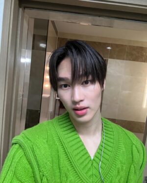 Napat Patcharachavalit Instagram - 🎄🦖