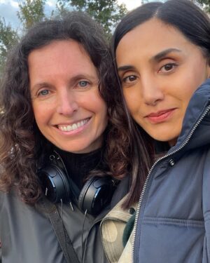 Narges Rashidi Instagram - No one takes an on set selfie quite like @nargesrashidi ❤️‍🔥

📷: Narges Rashidi