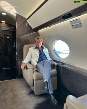 Nasser Sultan Instagram - Qatar Executive - Fly in a Style of Your Own 🛫 Experienced ultimate luxury in their G650ER jet. Available for worldwide charter!

@executiveaviation @qatarexecutive @qatarairways

#qatarexecutive #qatarairways #executiveaviation #g650er #maximaus
