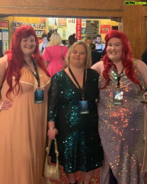 Nasser Sultan Instagram - Had a wonderful time at the Australian Premiere of The Little Mermaid accompanied by the biggest fan of Little Mermaid 🧜‍♀️ @laura_cameron77 ❤️

Special thank you to @disneyaunz @disneylittlemermaid @statetheatreau 

#thelittlemermaid #littlemermaid #disneyaustralia #redcarpet #moviepremiere #sydney #vipguest #disney