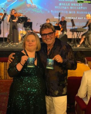 Nasser Sultan Instagram - Had a wonderful time at the Australian Premiere of The Little Mermaid accompanied by the biggest fan of Little Mermaid 🧜‍♀️ @laura_cameron77 ❤️

Special thank you to @disneyaunz @disneylittlemermaid @statetheatreau 

#thelittlemermaid #littlemermaid #disneyaustralia #redcarpet #moviepremiere #sydney #vipguest #disney