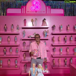 Nasser Sultan Instagram - Wore my best pink outfit at the pink carpet Sydney Premiere of Barbie!

Thank you @WarnerBrosAU for the invitation to the Best Premier Ever, it was such a fun evening and great to see everyone bringing it on with their best Barbie & Ken look!

Barbie, only in cinemas from July 19. Find session times at barbiethemovie.com.au 

@barbiethemovie 
#BarbieTheMovie

Getty photos: Don Arnold

#barbiestyle #barbie #barbiedoll #warnerbros #warnerbrospictures #warnerbrosaustralia #sydneypremiere #pinktheme #pink #pinktop #pinkoutfit #celebrity #pinkbarbie #barbieandken #sydneyaustralia #sydney #hoyts #mafsaustralia