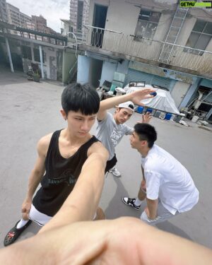 Nat Chen Instagram - 芋頭退伍羽球趴🏸