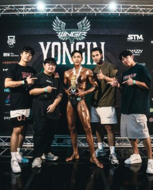 Nat Thewphaingam Instagram - ⭐️⭐️⭐️선수 나튜 ⭐️⭐️⭐️
การเตรียมตัว 46 วัน สำหรับการแข่งขัน Sport Model เวทีแรกในชีวิต ที่ประเทศ เกาหลีใต้ WNGP 2024 Yongin 
ผมทำอย่างเต็มที่ ที่สุด เท่าที่กำลังกายและกำลังใจทั้งหมดจะสามารถขับเคลื่อนผมมาได้ 
ผม ภาคภูมิใจในตัวเองเหลือเกิน ที่วันนี้ผม สามารถ หิ้ว Trophy 3rd นี้กลับบ้านได้ในที่สุด 

ผมขอใช้พื้นที่ IG ส่วนตัวนี้ของผม ขอบคุณ บุคคลสำคัญในการ เตรียมตัวและการแข่งขันที่ผ่านมา ถ้าไม่มี พวกเค้า ผมไม่มีวันนี้แน่นอน 
⭐️ขอบคุณ โค้ชของผม @seobody @amazym.kr สำหรับทุกอย่าง ต้องใช้คำว่าทุกอย่างจริงๆ เป็นทั้งครู เป็นทั้งเพื่อน เป็นทั้งโค้ช จัดโปรแกรมให้ผมทุกอย่าง ทั้งการออกกำลังกาย อาหาร การนอน และทุกเรื่องเลย THANK YOU SO MUCH !
⭐️ขอบคุณ น้องบี น้องชายสุดที่รัก @bee__munin ที่กินอยู่กันมา ทุกวันที่นี่ เริ่มต้นด้วยการเป็นตากล้องส่วนตัว ไปจนในที่สุด เป็นพลังใจและพลังสนับสนุนของผมมากๆ 
⭐️ขอบคุณ Dream Team of Supporter ที่ ช่วยเหลือผม ในการเตรียมตัวในการแข่งขัน ทั้งสองคนใจดี และช่วยเหลือผมอย่างเต็มที่ @__.donkey @xxnziwan THANK YOU SO MUCH!
⭐️ขอบคุณ กำลังใจ ทุกๆคน ครอบครัวของผม /เพื่อนรักของผม /นักเรียนของผม /และแฟนคลับของผม ทุกคนนะครับ /ทุกๆข้อความ ทุกๆ วิดิโอคอล ทุกๆการคอล มีความหมาย กับผมมากครับ 
⭐️ขอบคุณ special guest ที่สอนเทคนิคพิเศษ ในการออกกำลัง และโพสท์ท่า @conditioningcare และขอบคุณ การดูแล การทำ Tanning ตลอดระยะเวลาเตรียมตัวที่ผ่านมา จาก @wxxyu_c 

ตอนนี้ ภาระกิจของผม แม้ จะผ่านไป แล้ว1Mission แต่ก็อยากมี ด่านต่อไปที่ต้องไปต่อ 
NATTHEW Su Su ! 

NATTHEW THE PASSION FITNESS PASSION IN KOREA