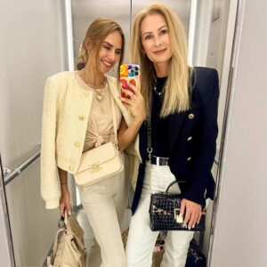 Natália Glosíková Instagram - Moja najväčšia opora aj inšpirácia🤍 Moja MAMA❤️ 
Krásny deň matiek mami, ľúbim ťa a ďakujem @janaglosikova