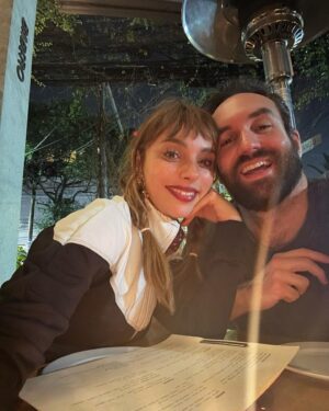 Natalia Téllez Instagram - Resulta que el ocio es aquello a lo que llamamos “vida” ♥️