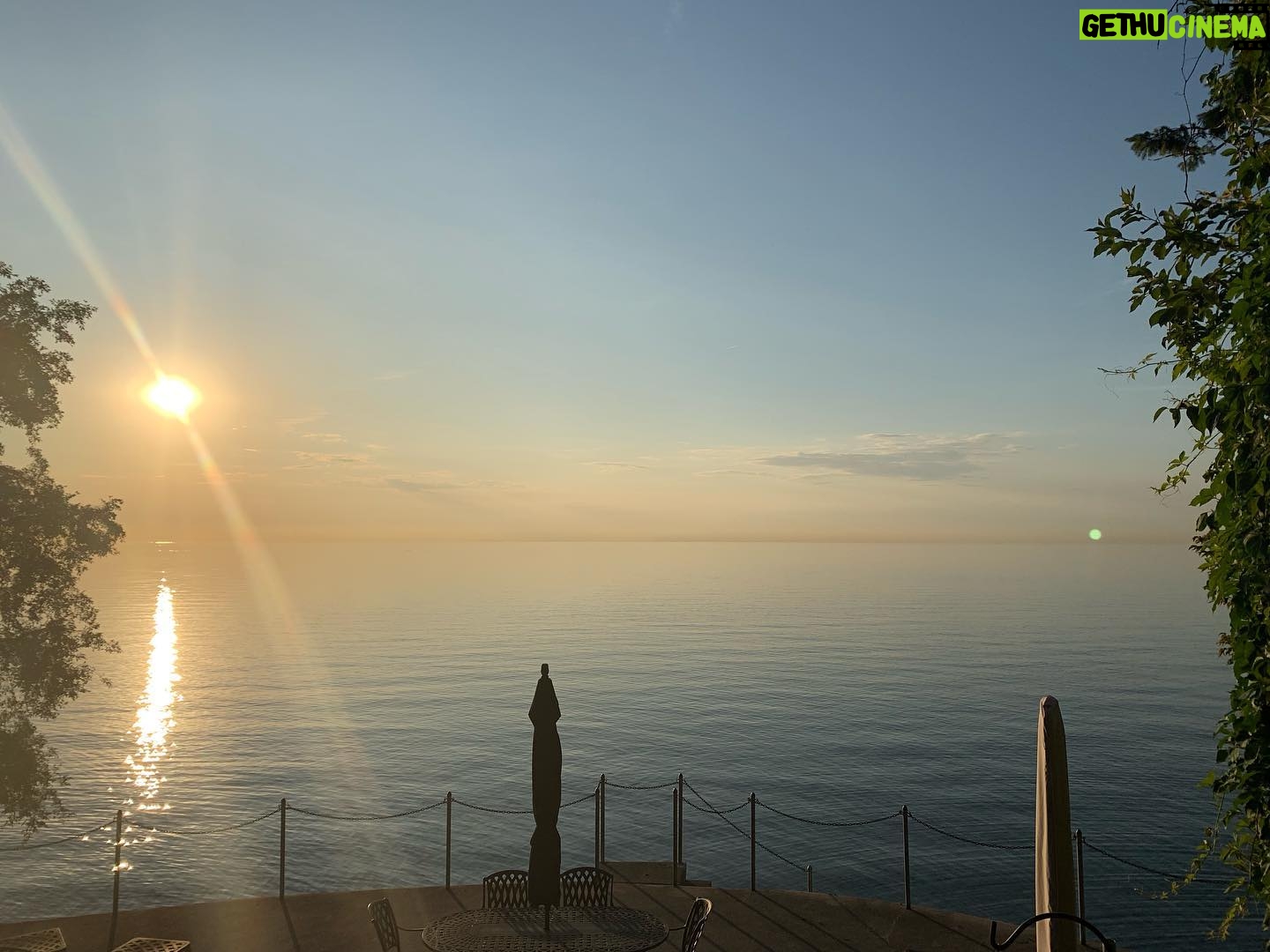 Natalie Gumede - 439 Likes - The magic of morning in #Toronto. One of the best sets I’ve seen so far! Will be sad to leave this city ❤️ #titans #dctitans #lakeontario #sunrise #orbs #etobicoke #nofilter